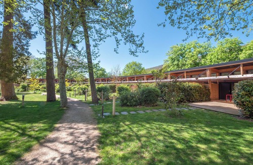 Saint-Affrique Apartment | Domaine Le Vaxergues