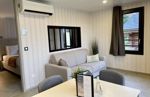 Aydat Hotel | Domaine les 2 Mondes