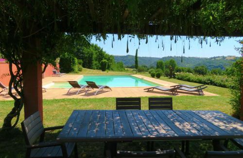 Laguepie Bed & Breakfast | Domaine Les Causeries