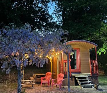 Lisieux House | Domaine Les Chillards