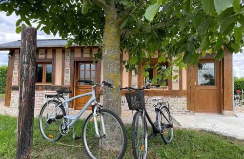 La Chapelle-Bayvel House | Domaine "Les Deux Vallées", Gîte Aimée