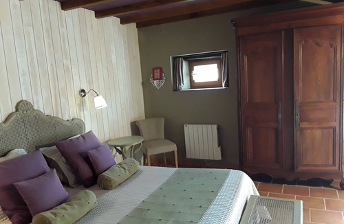 Montlieu la Garde Bed & Breakfast | Domaine les Galards