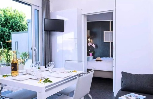 Les Cabanes de Fleury Ski Chalet | Domaine Les Mûriers - Cottage 4 Rooms 6 People VIP