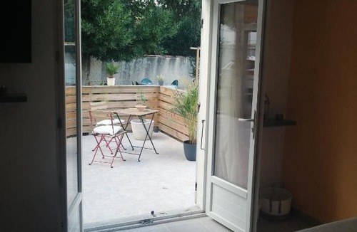 Le Pontet Bed & Breakfast | Domaine lolo et hakimi