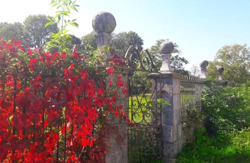 Tuzaguet Bed & Breakfast | Domaine Lou Castet