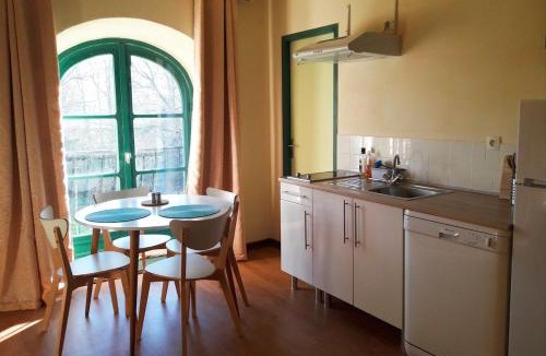 Tuzaguet Apartment | Domaine Lou Castet - Gite