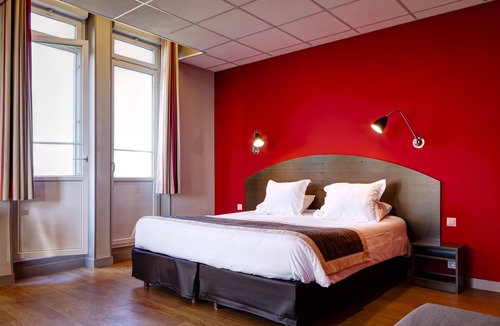 Francheville Le Bas Hotel | Domaine Lyon Saint Joseph
