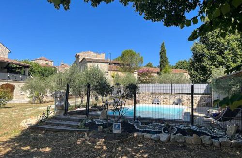 Barjac House | DOMAINE MARY'S