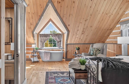 Saint-Alexis-des-Monts Hotel | Domaine Riviere Sacacomie