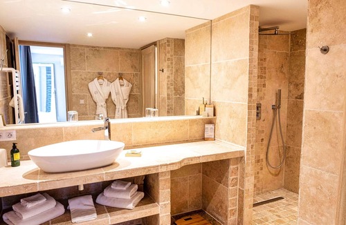 Niozelles Hotel | Domaine Ribiera, Hotel 5 Etoiles, SPA & Golf - Forcalquier