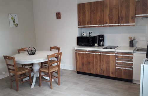 Ville-sous-Anjou Apartment | Domaine ROMANET