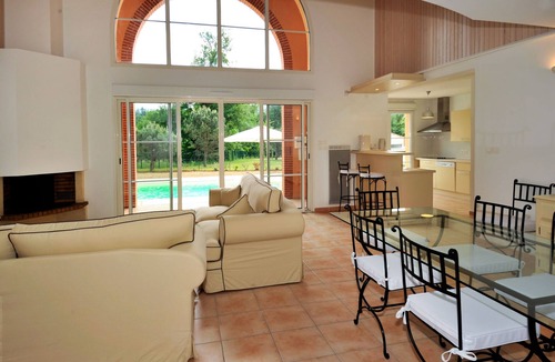 Pont-de-Larn House | Domaine Royal Green V810I by Interhome