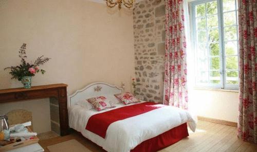 Salzuit Hotel | Domaine Saint-Roch Hotel Spa