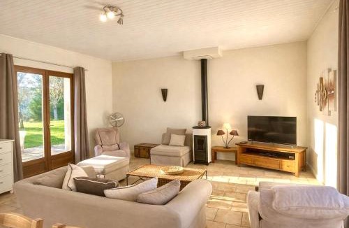 Coutras Villa | DOMAINE SOLAYA