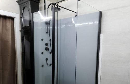 Les Quatre-Routes-du-Lot Bed & Breakfast | Domaine VALENQUERCY