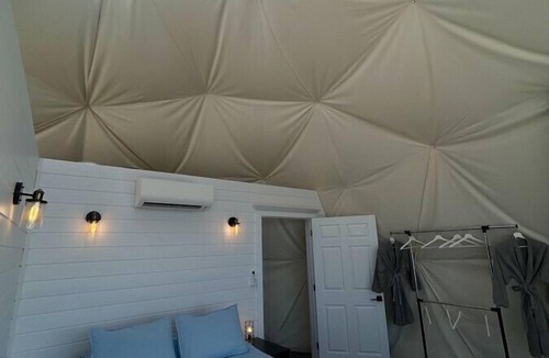 West Bay Cabin | Dome 1 · Luxury Lakeside Dome Experience With Hot Tub
