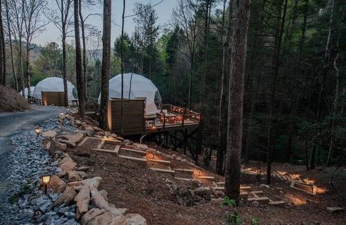 Cherry Log House | Dome 6 (Jane)
