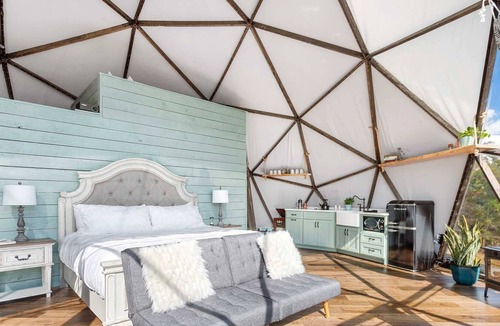 Lupton City Villa | Dome - Best Views Sum