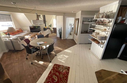 Laramie House | Dome house in Centennial valley