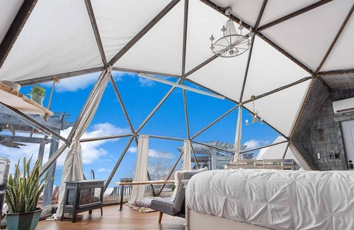 Lupton City Villa | Dome - Luxe Summary: