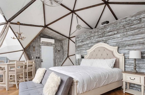 Lupton City Villa | Dome - Max Privacy Su