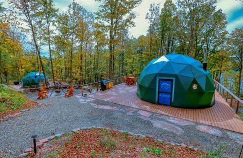 Swan Lake Bed & Breakfast | Domes at Catskills