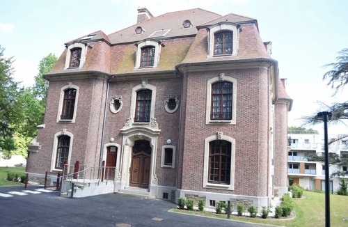 Saint-Quentin Apartment | Domitys - Château de la Pilule