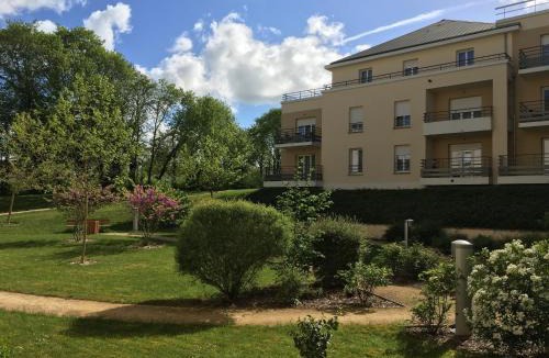 Saint-Doulchard Apartment | Domitys Le Côteau d'Argent