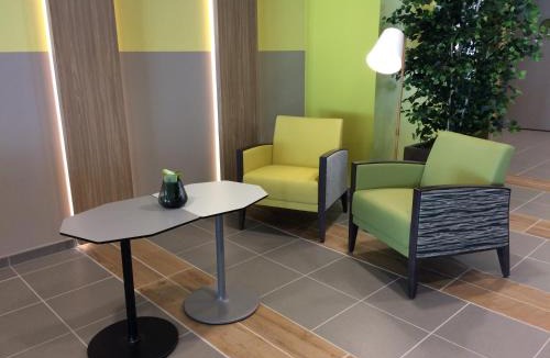 Perignat-les-Sarlieve Apartment | Domitys - Le Castel Du Val