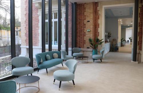 Poissy Apartment | DOMITYS Résidence services seniors LE PARC DES AUBIERS