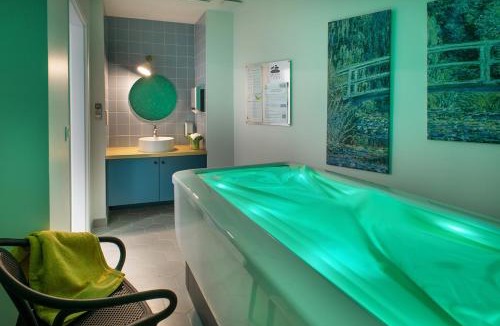 Poissy Apartment | DOMITYS Résidence services seniors LE PARC DES AUBIERS