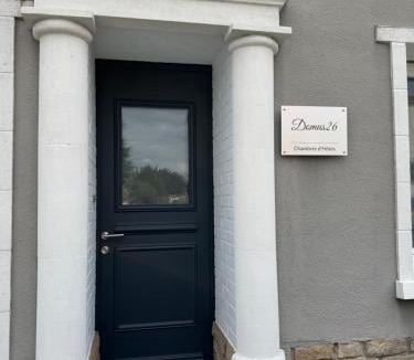 Montaigu House | Domus26 chambre Meridional