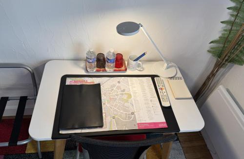 Montaigu House | Domus26 chambre Meridional