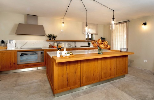Vizinada House | Don Corleone Tuscan Palace in Istria