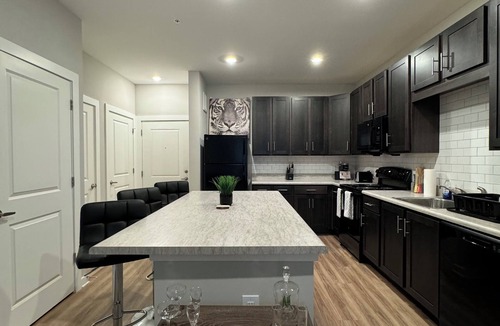 Capitol View Apartment | Don’t book!. Unable to delete property!