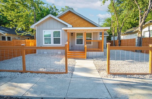 Denver Heights Cottage | Don't Miss Dynamic 4br/2ba Near Jolly Riverwalk
