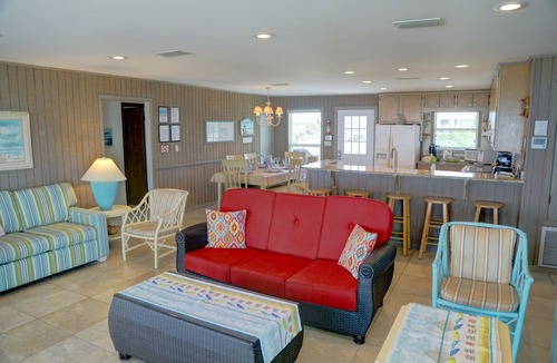 Fort Morgan House | Don't Walk to the Beach - Stay on the Beach!