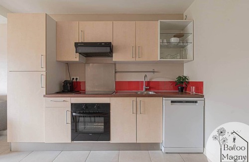 Magny-le-Hongre Apartment | Donald's Lodge - 5 min from Disneyland Paris
