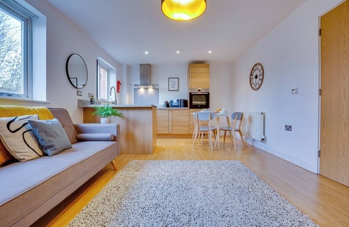 Doncaster Apartment | Doncaster 1st floor Apartment