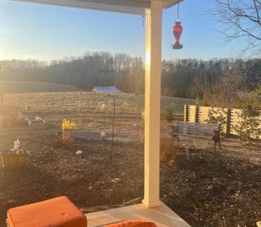 Loudon House | Donna’s Sunset Meadow