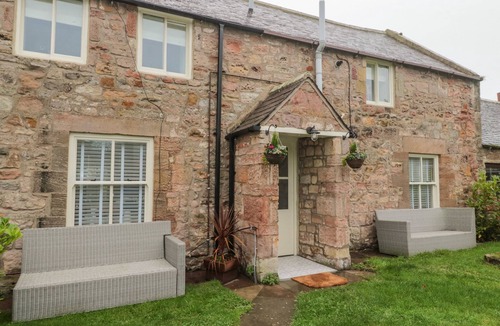Beadnell Cottage | Donni Hall Cottage