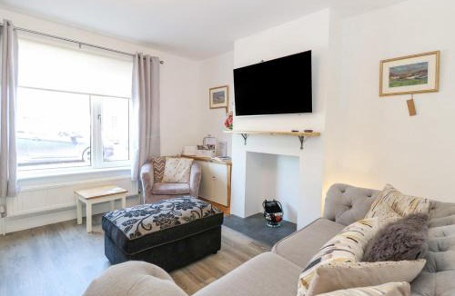 Caister-on-Sea House | Donnys Plaice