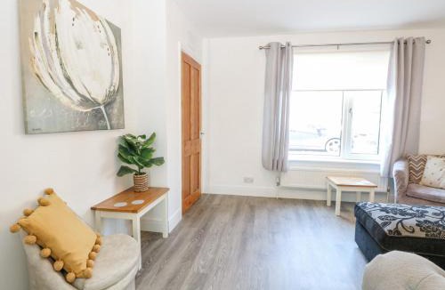 Caister-on-Sea House | Donnys Plaice