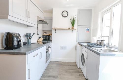 Caister-on-Sea House | Donnys Plaice