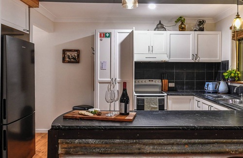 Beechmont House | Doomben Ridge Farm House