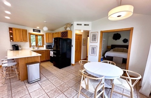 Sturgeon Bay Cottage | Door county cottage