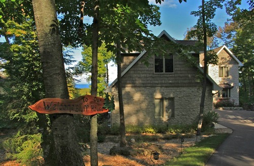 Egg Harbor House | Door County Luxurious Accommodations