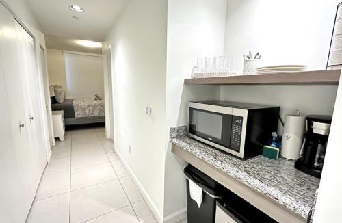 Doral Apartment | Doral Studio with Fabulous View