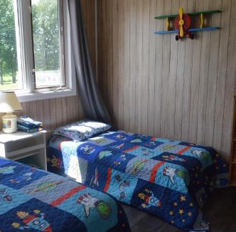 Iroquois Ski Chalet | Doran Bay Resort