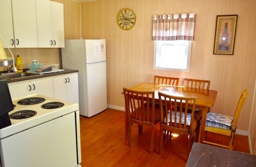 Iroquois Cottage | Doran Bay Resort - Iroquois - Cottage - 5